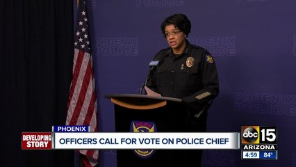 Officers call for vote on Phoenix Police Chief Jeri Williams