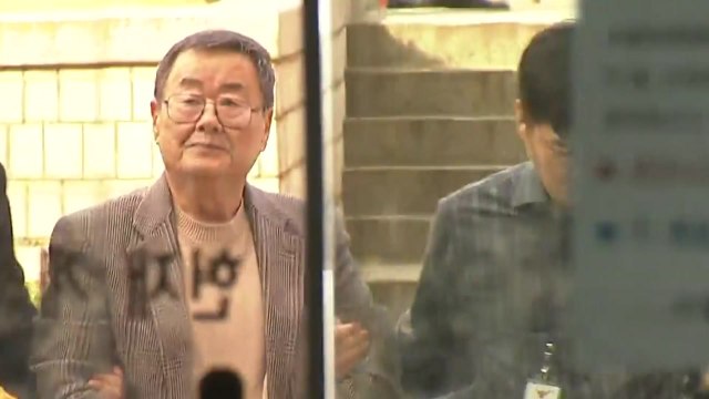 [현장영상] '성범죄 혐의' 김준기, 오늘 구속영장 심사...법원 도착 / YTN