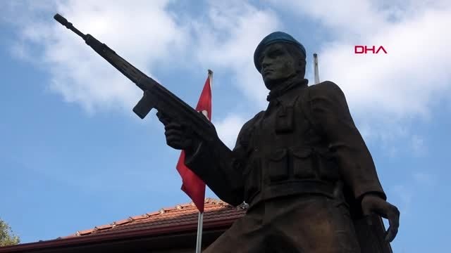 Kocaeli gaziler ve öğrenciler bir araya gelerek resim çizdi