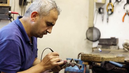 Devlet Başkanlarına giden hediyelerde imzası var - İSTANBUL