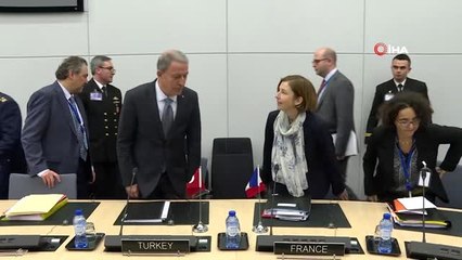 - Bakan Akar,Fransa Savunma Bakanı Florence Parly ile görüştü