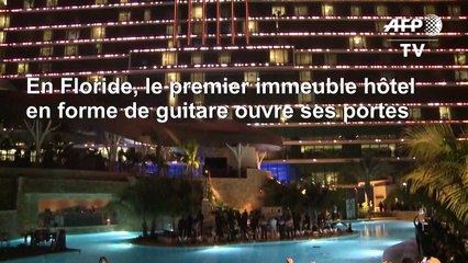 Hard Rock inaugure un immense hôtel en forme de guitare en Floride