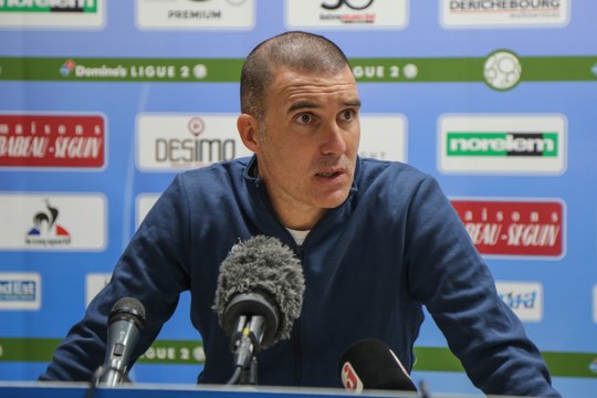 Lorient - Estac | L.Batlles : On a quelque chose à jouer à Lorient. On va y aller avec de l'envie, de la confiance et de l'abnégation.