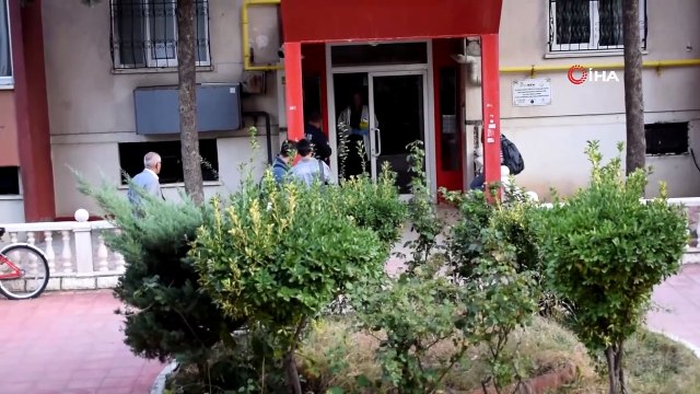 Emekli polis KHK ile ihraç edilen polis memurunu silahla yaraladı