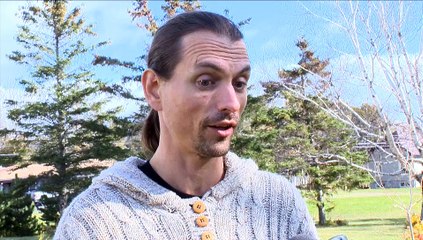 24 oct EVP repond ministre Julien - Clip Bergeron 02 HD