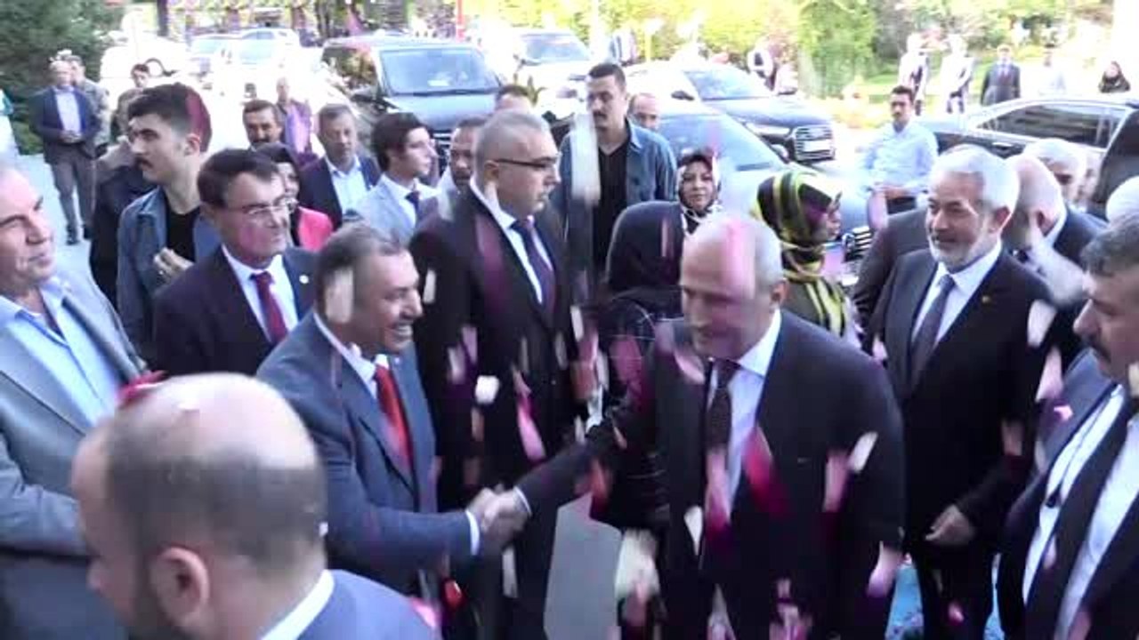 Bakan Turhan: "On yıllardır devlet ve millet olarak bu teröre çok bedeller ödedik"