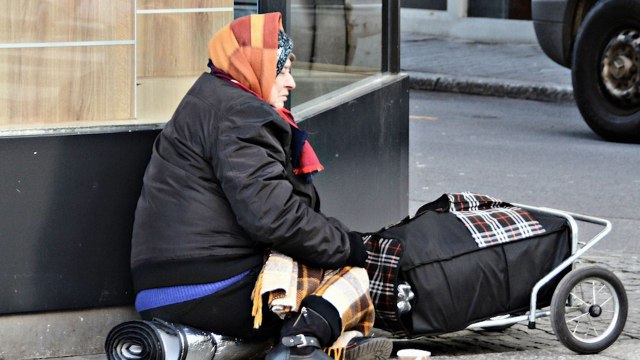 Homeless Seniors Get Tiny Homes