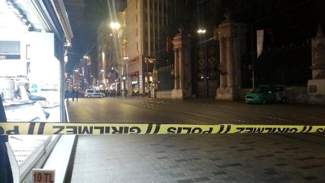 Son dakika: İstiklal Caddesi'nde şüpheli çanta, panik yarattı!