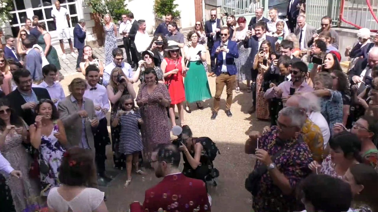 Mariage A&C : des bulles de célébration