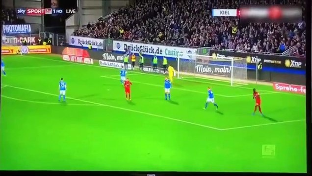 Futbol tarihinde görülmemiş penaltı!