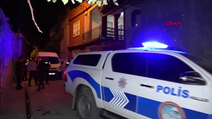 İki kişiyi yaraladı, polisten kaçarken damdan düştü