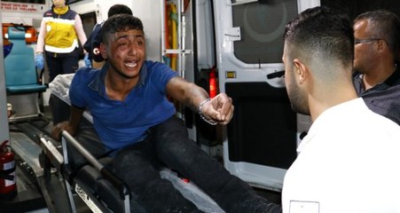 Adana'da iki kişiyi yaralayan zanlı, polisten kaçarken damdan düştü