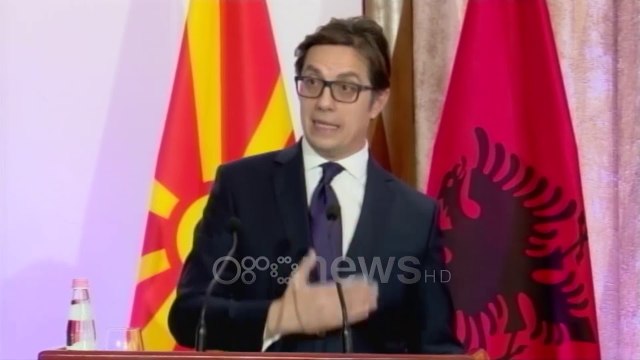 Ora News - A u penalizua Maqedonia e Veriut nga Shqipëria? Ja si përgjigjet presidenti Pendarovski
