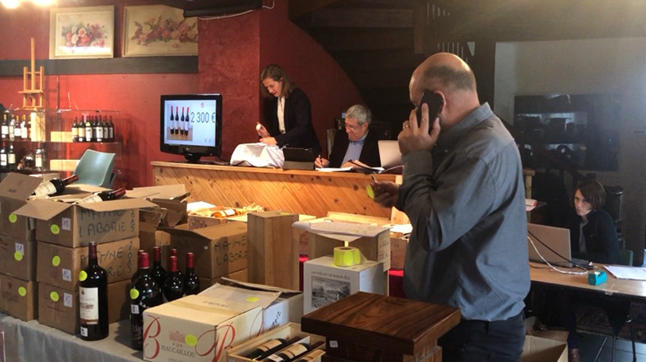 Des centaines de grands crus aux enchères