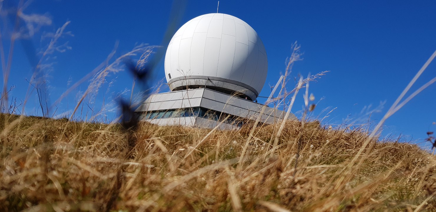 Paysages d'Alsace demande le démontage du radar du Grand Ballon