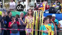 Una mujer desnuda en la manifestación indpendentista de Barcelona