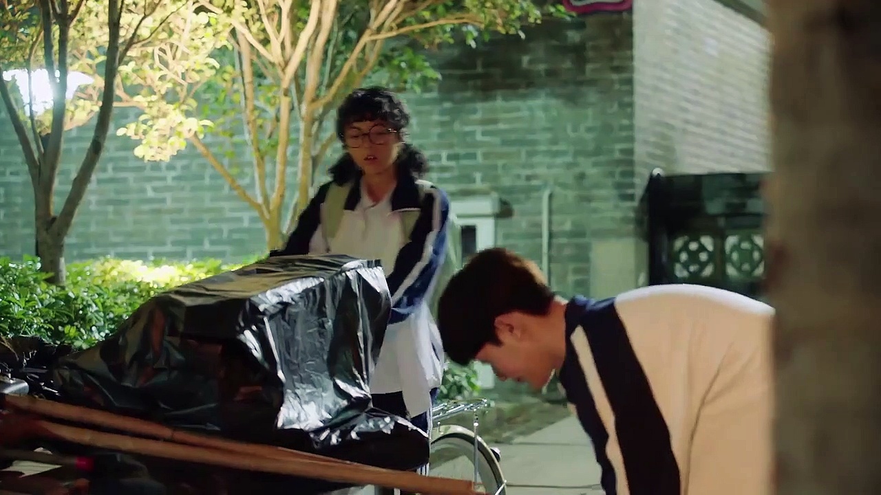  [arabic/eng/indo sub] ep 04 a little thing called first love (2019)