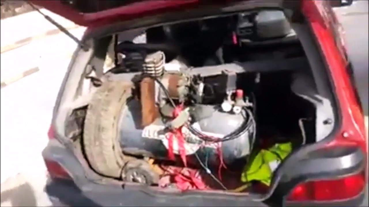 Ce dingue a installé un klaxon de train dans sa voiture...