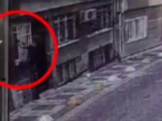 "Hırsız bu eve nasıl girdi" diyorsunuz ya...