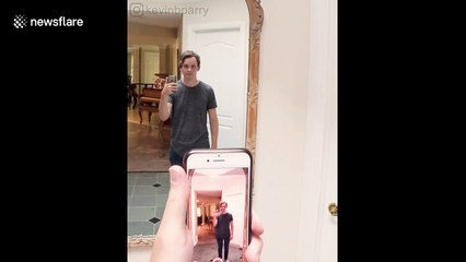 Magician baffles internet with selfie video in front of mirror