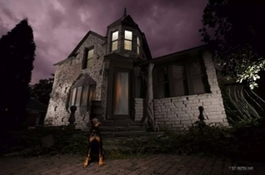 Top Haunted Airbnb Listings for Halloween