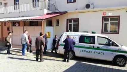 Tarlada amcasının kürekli saldırısına uğrayan genç hayatını kaybetti