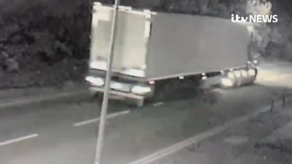 "숨 쉴 수 없다" 문자...英 냉동트럭 피해자 일부 베트남인 추정 / YTN