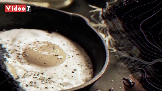 فيديو معلوماتى.. 10 أطعمة غنية بفيتامين د تقوى عظامك وتحميك من الهشاشة