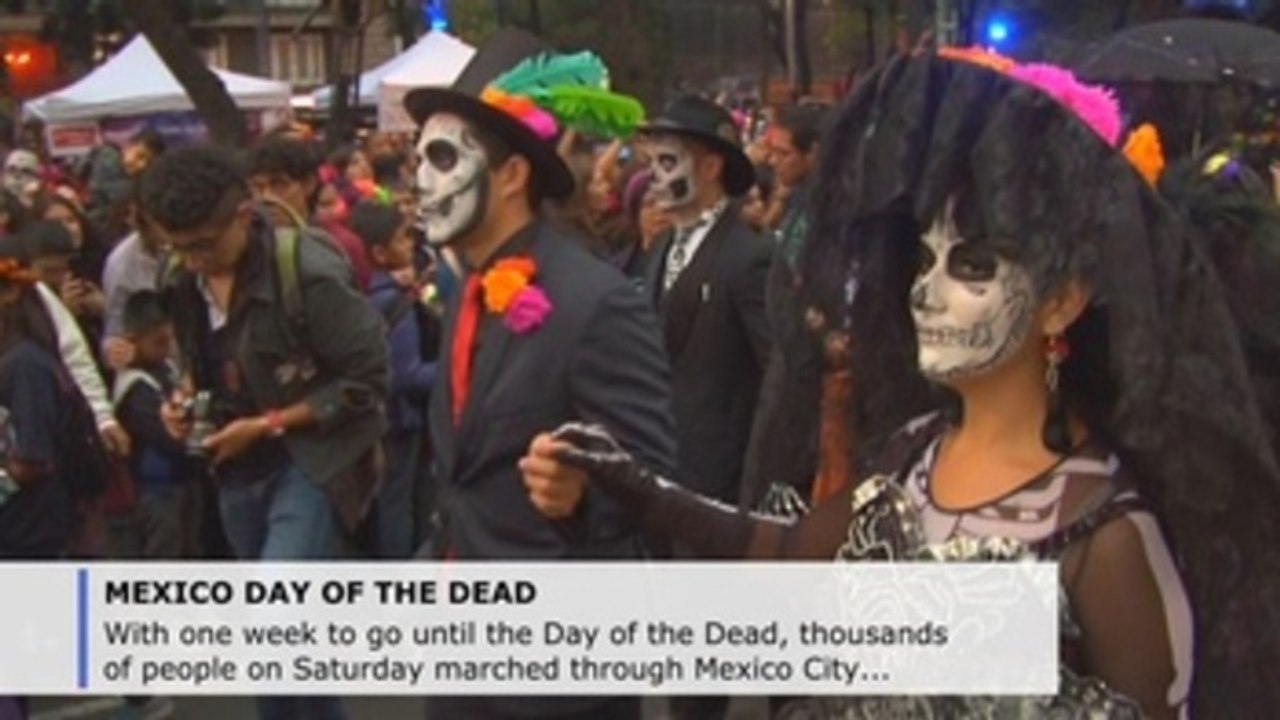 Elaborate Catrinas parade ahead of Mexico's Day of the Dead