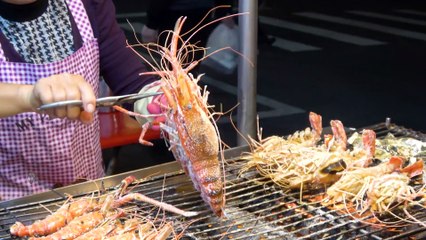 Taiwanese Street Food at Liuhe Night Market - 길거리 음식