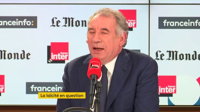 François Bayrou : Je ne crois pas possible qu’on puisse dire que telle liste est communautariste et telle autre ne l’est pas. S’il y a des listes dont les principes manquent aux principes de la république, c’est autre chose.
