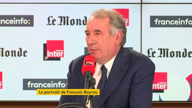 François Bayrou : A Paris, il faut une stratégie de large rassemblement qui va de l’essentiel de la droite républicaine à la majorité des écologistes en passant par le centre.