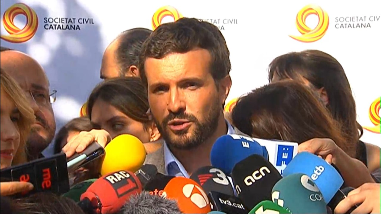 Casado pide a Sánchez si descarta pactar con JxCat y ERC