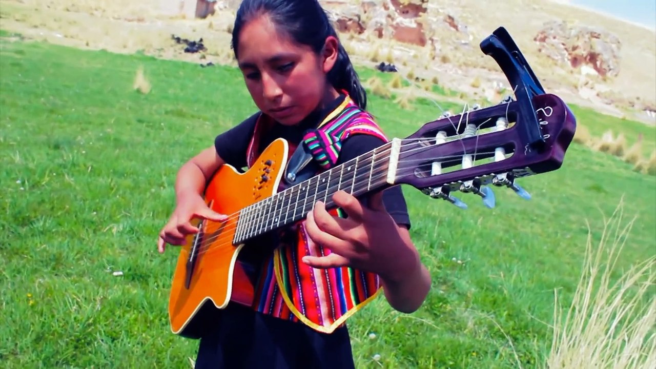 Coro de niños Los K'anawawakunas - Mamita linda