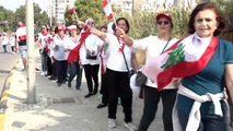 Lübnan'daki hükümet karşıtı göstericilerden 