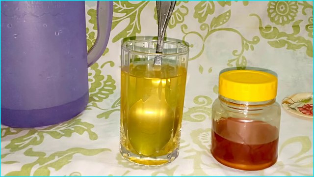 Amazing Health Benefits Of Drinking Honey And Warm Water Every Morning
