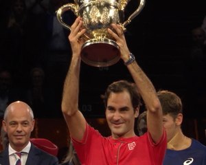 Bâle - Federer remporte son 10e titre à domicile