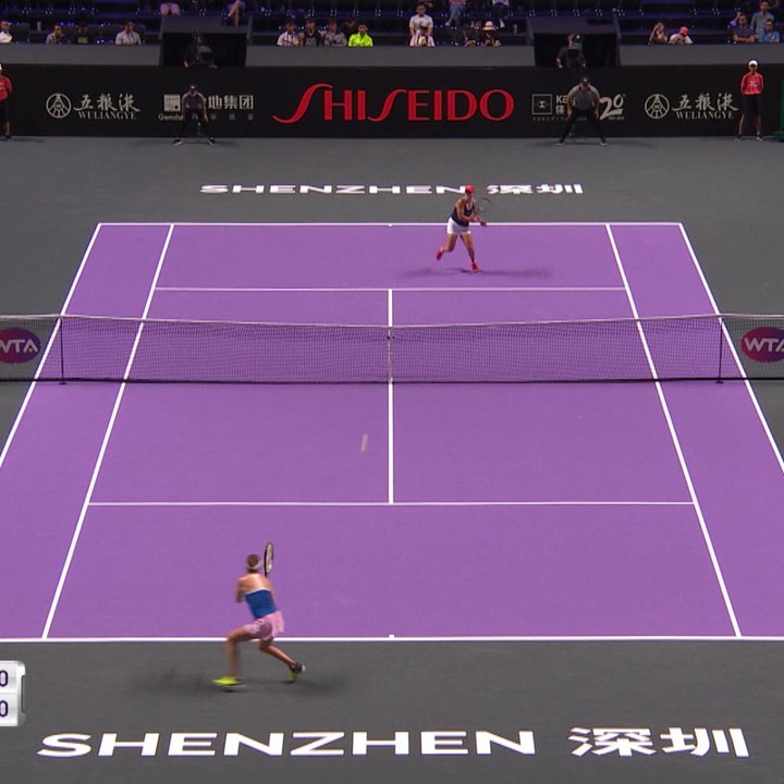 Barty comeback secures winning start at WTA Finals