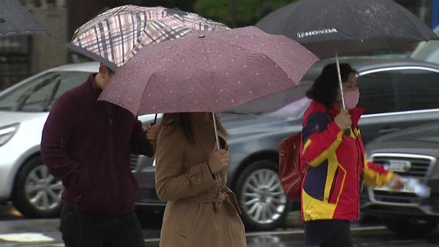 [날씨] 밤사이 중부 가을비, 황사 유입...흙비 가능성 / YTN