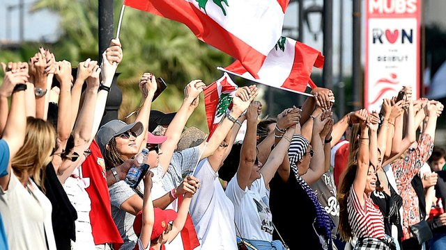 Lebanon protesters form human chain across the country