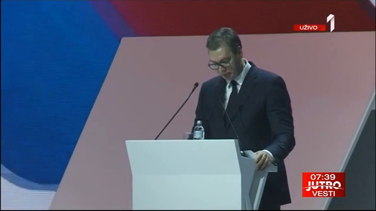 PREDSEDNIK SRBIJE SE ŠALIO NA SVOJ RAČUN: U govoru pred stranačkim aktivistima pogrešio ime stranke!
