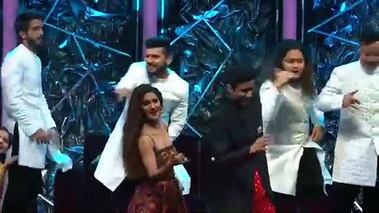 Dhamakedar Live Performance of Ainvayi Ainvayi by Sunidhi Chauhan & Master Saleem Don't Forget to Share the Video