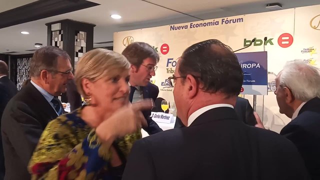 Desayuno informativo del consejero de Hacienda vasco