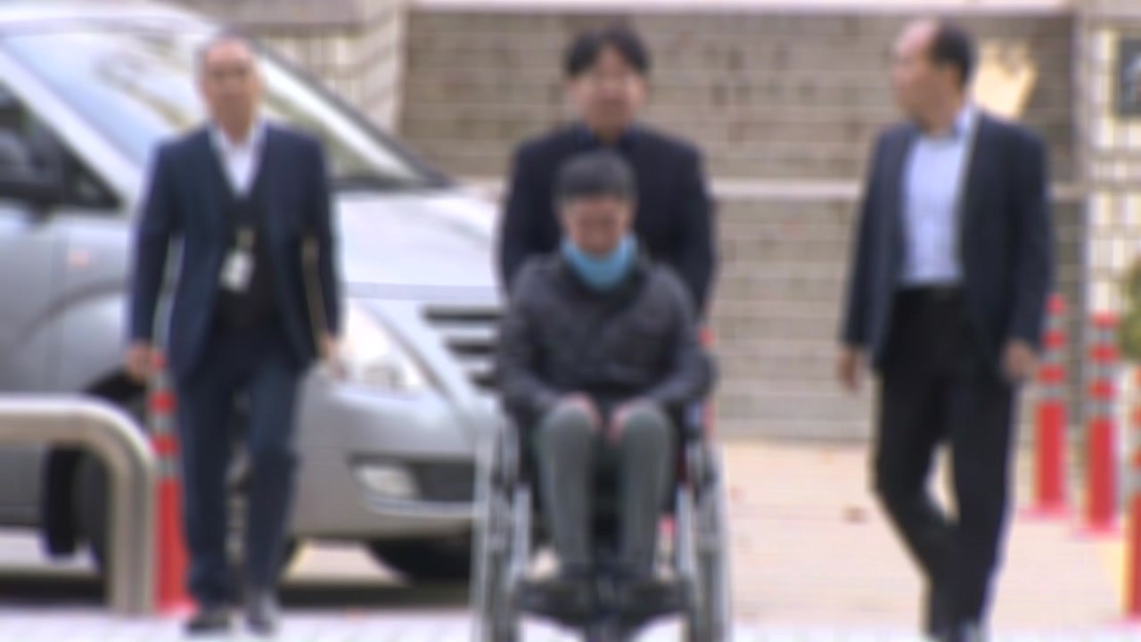 [현장영상] '웅동학원 의혹' 조국 동생, 구속영장 심사 출석...두 번째 구속 기로...