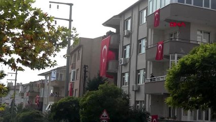 Kocaeli şehit oğluna son kez sarıldı