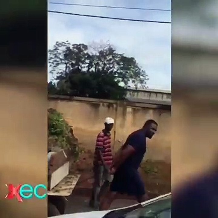 L'acteur John DUMELO en mode citoyen modèle. Un bel exemple à suivre !