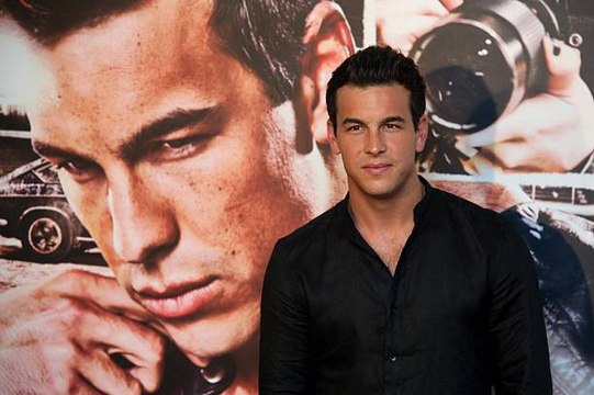 Mario Casas: ein gutaussehendes spanisches Filmtalent