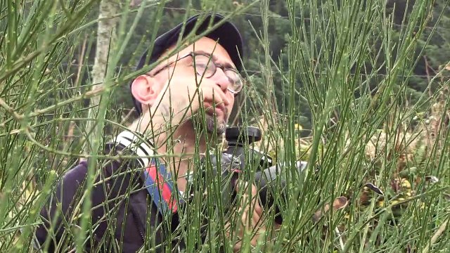 Un photographe tire le portrait des producteurs de la fourme de Montbrison