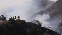 Una decena de incendios en California obligan a evacuar a 200.000 personas