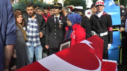 Kocaeli'de binlerce kişi şehidini uğurladı